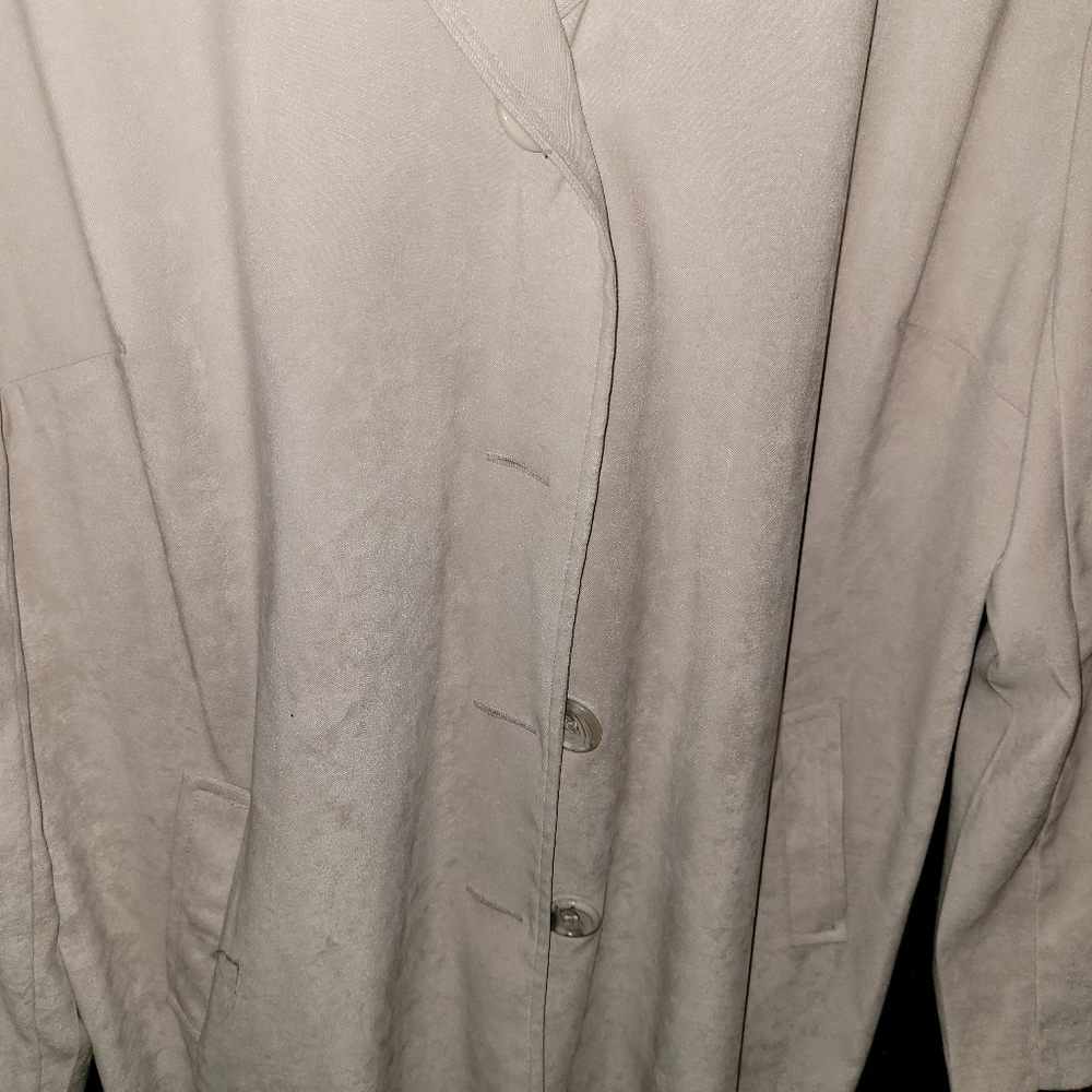 Briggs cream colored long jacket size 18